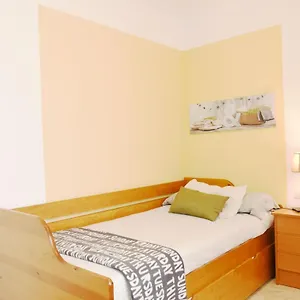  Appartement Nasas, Acogedor Cerca De La Playa Espagne