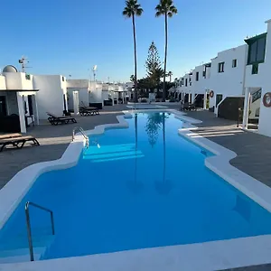  Apartment Lanza Palm